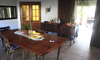 Casa a un lado de Mall La Florida Go e Iplacex