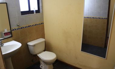 Casa a un lado de Mall La Florida Go e Iplacex