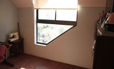 Casa a un lado de Mall La Florida Go e Iplacex