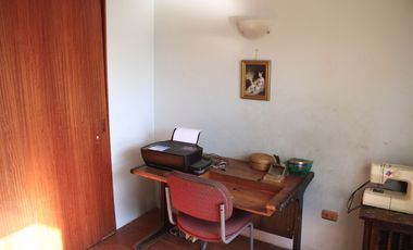 Casa a un lado de Mall La Florida Go e Iplacex