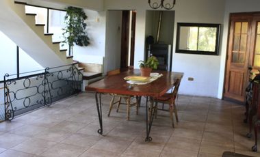 Casa a un lado de Mall La Florida Go e Iplacex