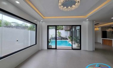 Brand New 4 Bedroom House For Sale  in Cebu Royale Estates Consolacion Cebu