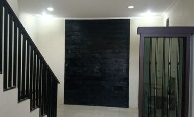 Dijual Rumah Semi Furnished Perumahan Surya Citra Residence Tropodo Sidoarjo