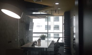 ARRIENDO  CENTRO EMPRESARIAL METROPOLITAN  OFICINA AMOBLADA