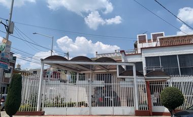 VENTA DE CASA EN VERGEL DE COYOACAN