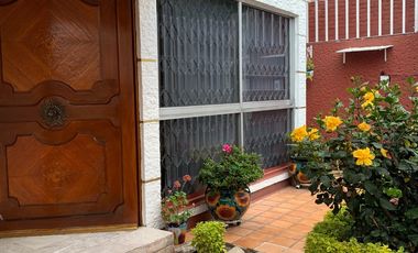 VENTA DE CASA EN VERGEL DE COYOACAN