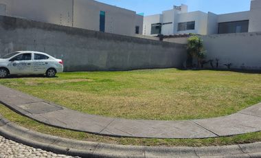 TERRENO EN ESQUINA EN VENTA UBICADO EN FRACCIONAMIENTO PALMA SOLA, MORILLOTLA, SAN ANDRES CHOLULA PUEBLA