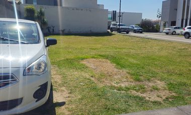TERRENO EN ESQUINA EN VENTA UBICADO EN FRACCIONAMIENTO PALMA SOLA, MORILLOTLA, SAN ANDRES CHOLULA PUEBLA