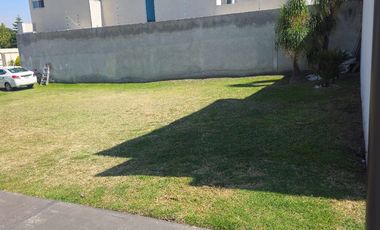 TERRENO EN ESQUINA EN VENTA UBICADO EN FRACCIONAMIENTO PALMA SOLA, MORILLOTLA, SAN ANDRES CHOLULA PUEBLA
