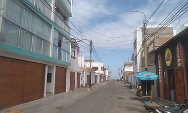 VENDO DEPARTAMENTO EN HUANCHACO CON VISTA AL MAR