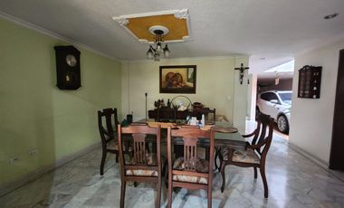 VENDO CASA EN EL INGENIO III