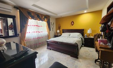 VENDO CASA EN EL INGENIO III