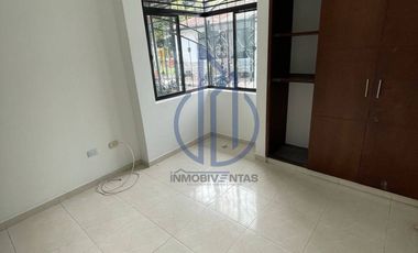 CASA EN URBANIZACIÓN LA FLORENCIA