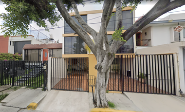 Casa en Cd. Satélite, Naucalpan, Estado de México