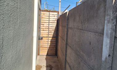 En venta linda casa en condominio Padre Hurtado
