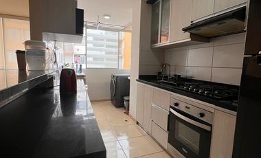 Iluminado departamento en alquiler en Chorrillos