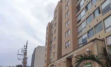 Iluminado departamento en alquiler en Chorrillos
