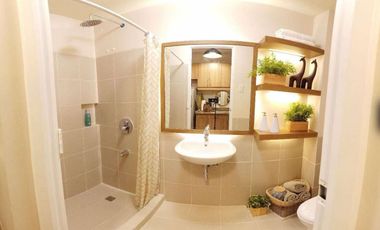 CONDO IN LAS PINAS FOR SALE ALEA RESIDENCES NEAR SANT DOMINIC ACADEMY ,SM CITY BACOOR,  STARMALL