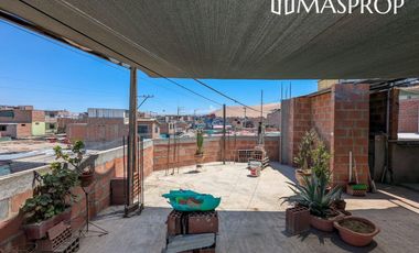 CASA AMPLIA EN ESQUINA CERCA A AV. HUMBOLDT-EN VENTA- TACNA