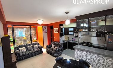 CASA AMPLIA EN ESQUINA CERCA A AV. HUMBOLDT-EN VENTA- TACNA