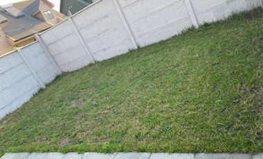 SE VENDE CASA EN PARQUE  BICENTENARIO, 3D, 1B, TALCA
