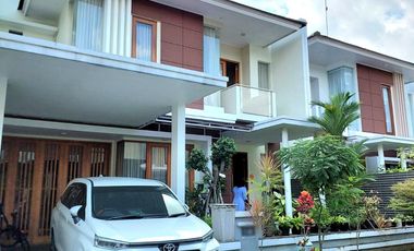 Rumah Mewah di Lingkungan Eksklusif Bale Mulia Residence