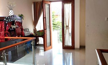 Rumah Mewah di Lingkungan Eksklusif Bale Mulia Residence