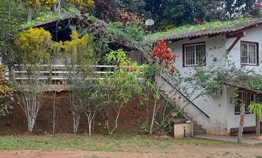 EN VENTA: FINCA CAMPING RIO BLANCO, ARENILLAS