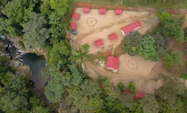 EN VENTA: FINCA CAMPING RIO BLANCO, ARENILLAS