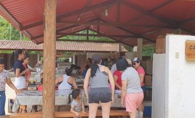 EN VENTA: FINCA CAMPING RIO BLANCO, ARENILLAS
