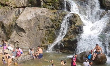 EN VENTA: FINCA CAMPING RIO BLANCO, ARENILLAS