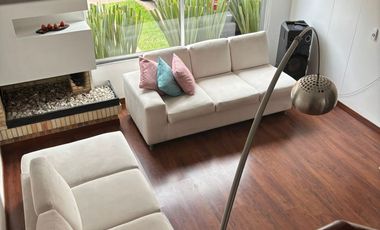 Hermosa Casa Moderna en Chía con Club House