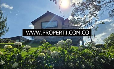 Casa en Arriendo Sector Loma del Escobero - Envigado