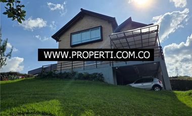 Casa en Arriendo Sector Loma del Escobero - Envigado