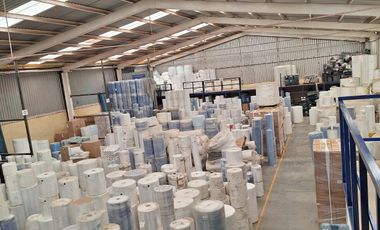 Bodega en  venta 653m2 oficinas y baños