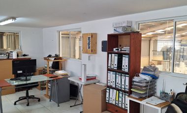 Bodega en  venta 653m2 oficinas y baños