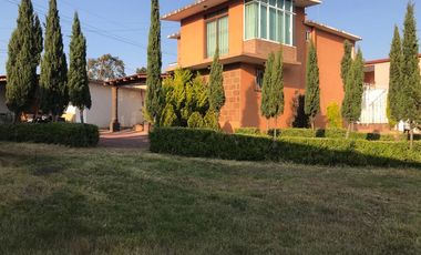 Casa Residencial En Renta, en Jilotepec Edo. Méx. Amueblada Y Con Servicios.