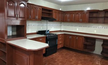 Casa Residencial En Renta, en Jilotepec Edo. Méx. Amueblada Y Con Servicios.