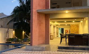 Departamento equipado en venta en Playa Chicxulub con vista y acceso a la playa