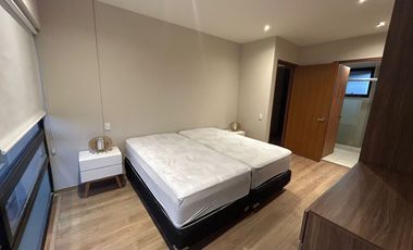 Lujoso Penthouse en Renta con Roof Top Privado en Desierto de los Leones