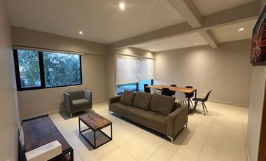 Lujoso Penthouse en Renta con Roof Top Privado en Desierto de los Leones