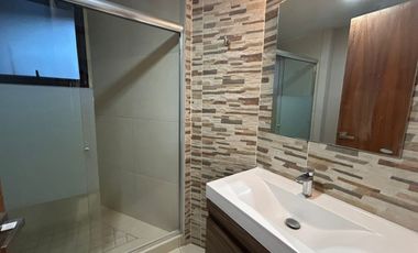 Lujoso Penthouse en Renta con Roof Top Privado en Desierto de los Leones