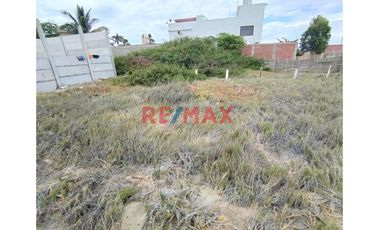 Vendo Terreno De 300M2 En Colan En La Esmeralda De Colan Calle Bolognesi // ID: 1129910