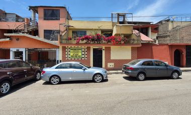 SJM - Casa en venta en zona segura y bien ubicada.