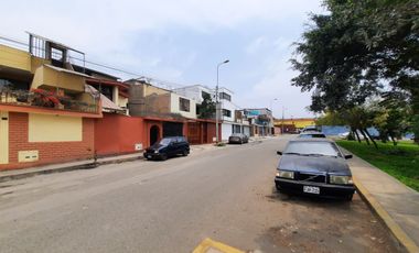 SJM - Casa en venta en zona segura y bien ubicada.