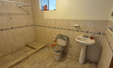 SJM - Casa en venta en zona segura y bien ubicada.