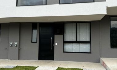 Casa en la Macarena para estrenar