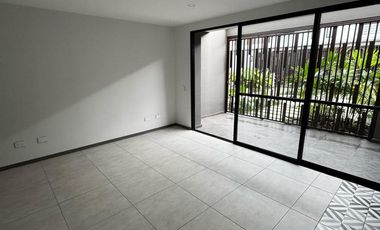 Casa en la Macarena para estrenar