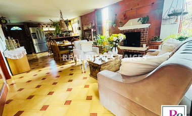 Hermosa Casa Unifamiliar con Amplios Espacios.