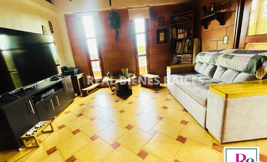 Hermosa Casa Unifamiliar con Amplios Espacios.